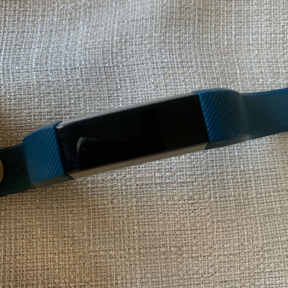 Fitbit Alta Large Activity Tracker -Bundle Pack B… - image 4